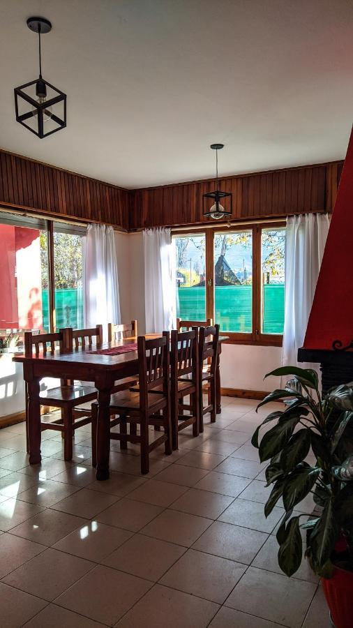 De Tal Palo Hostel 埃博森 外观 照片