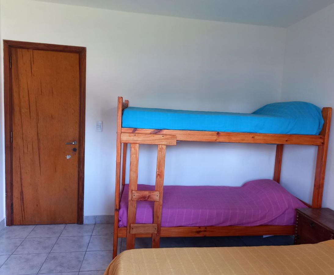 De Tal Palo Hostel 埃博森 外观 照片